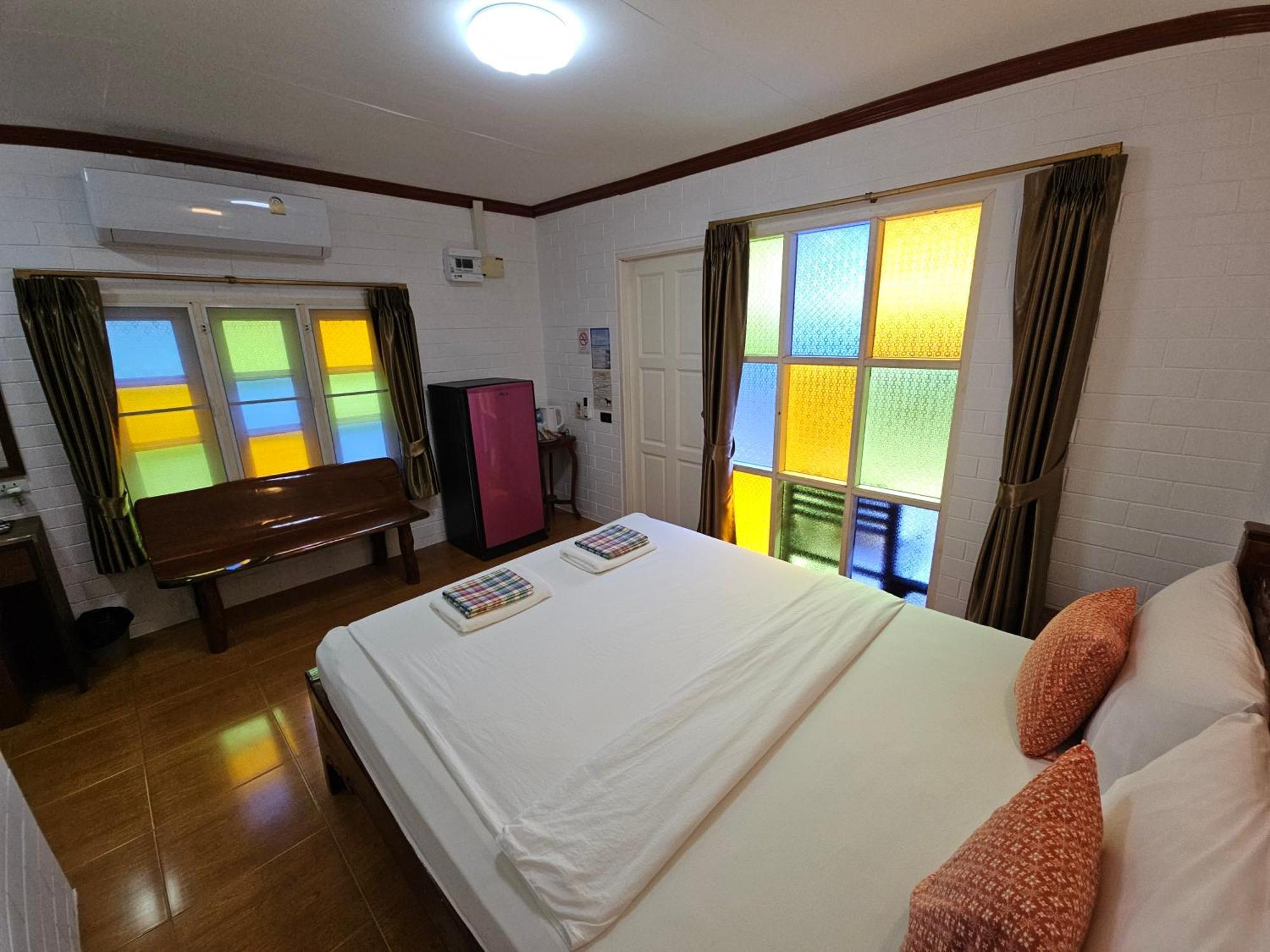 Hotel Samet Bellhouse à Ko Samet Extérieur photo